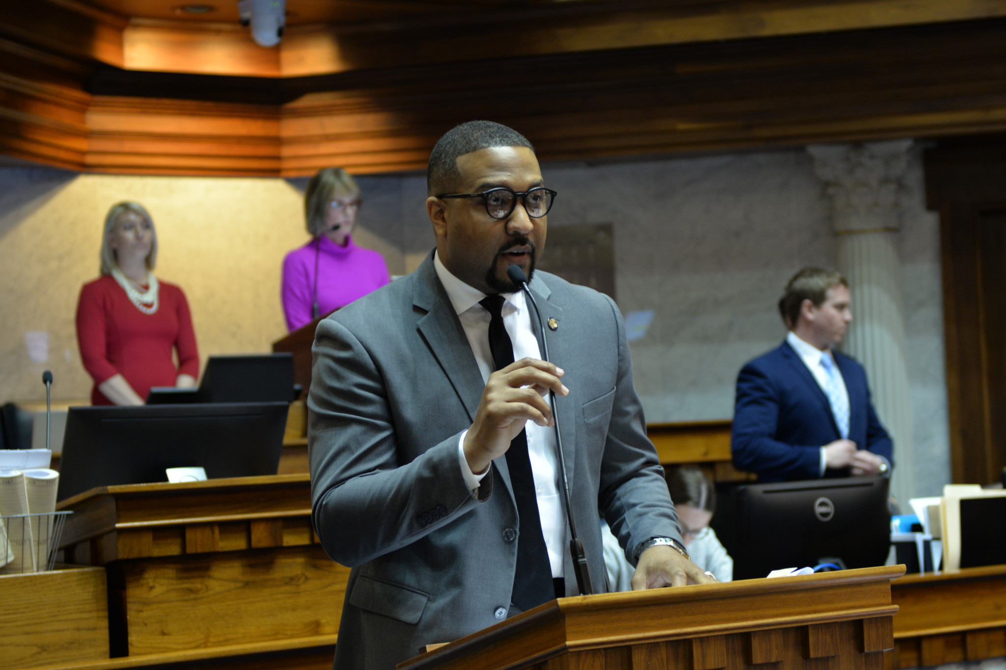 Image: Melton pushes for accountability and transparency in virtual charter schools