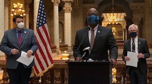 Image: Senate Democrats hold press conference on redistricting efforts